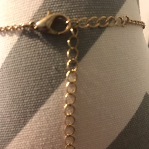 Necklace & earring set - Picture 4 of 6